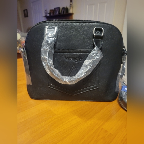 Wrangler Dome Satchel Crossbody Purse - Picture 3 of 16
